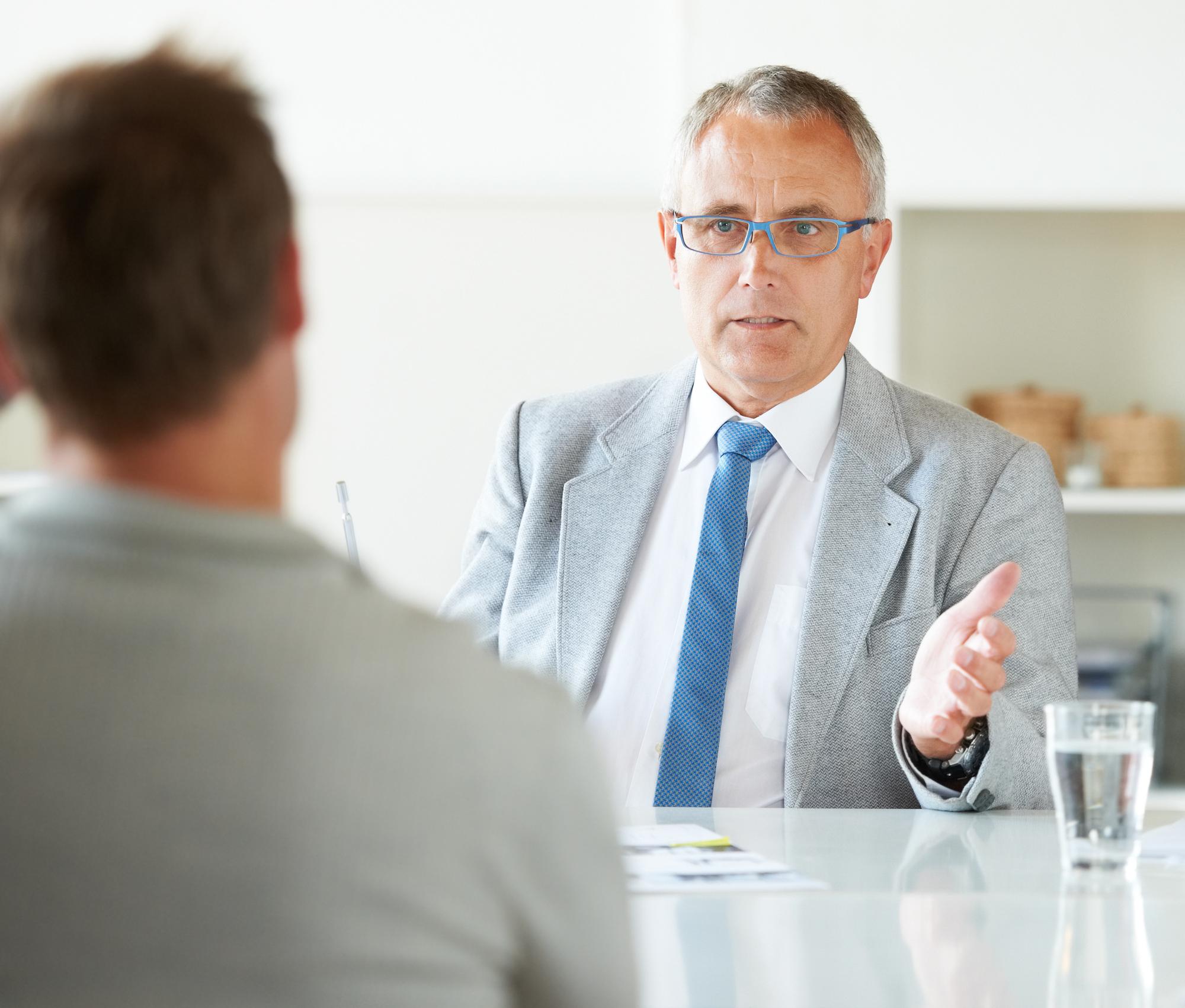 Professional lawyer providing legal advice and contract consultation services in Singapore